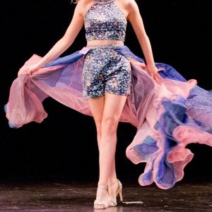 CUSTOM SHERRI HILL FUN FASHION